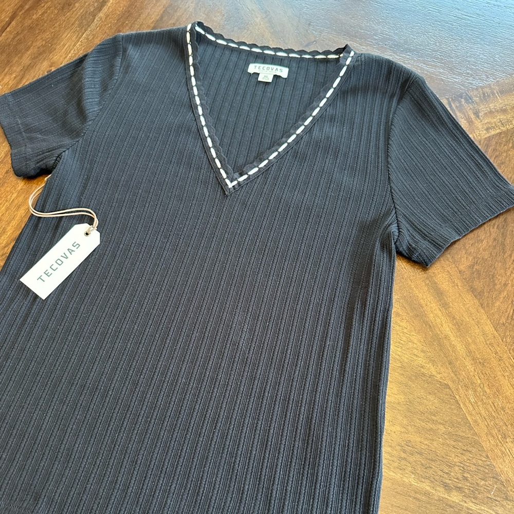 ☀️ New! TECOVAS Black Ribbed V-Neck Tee